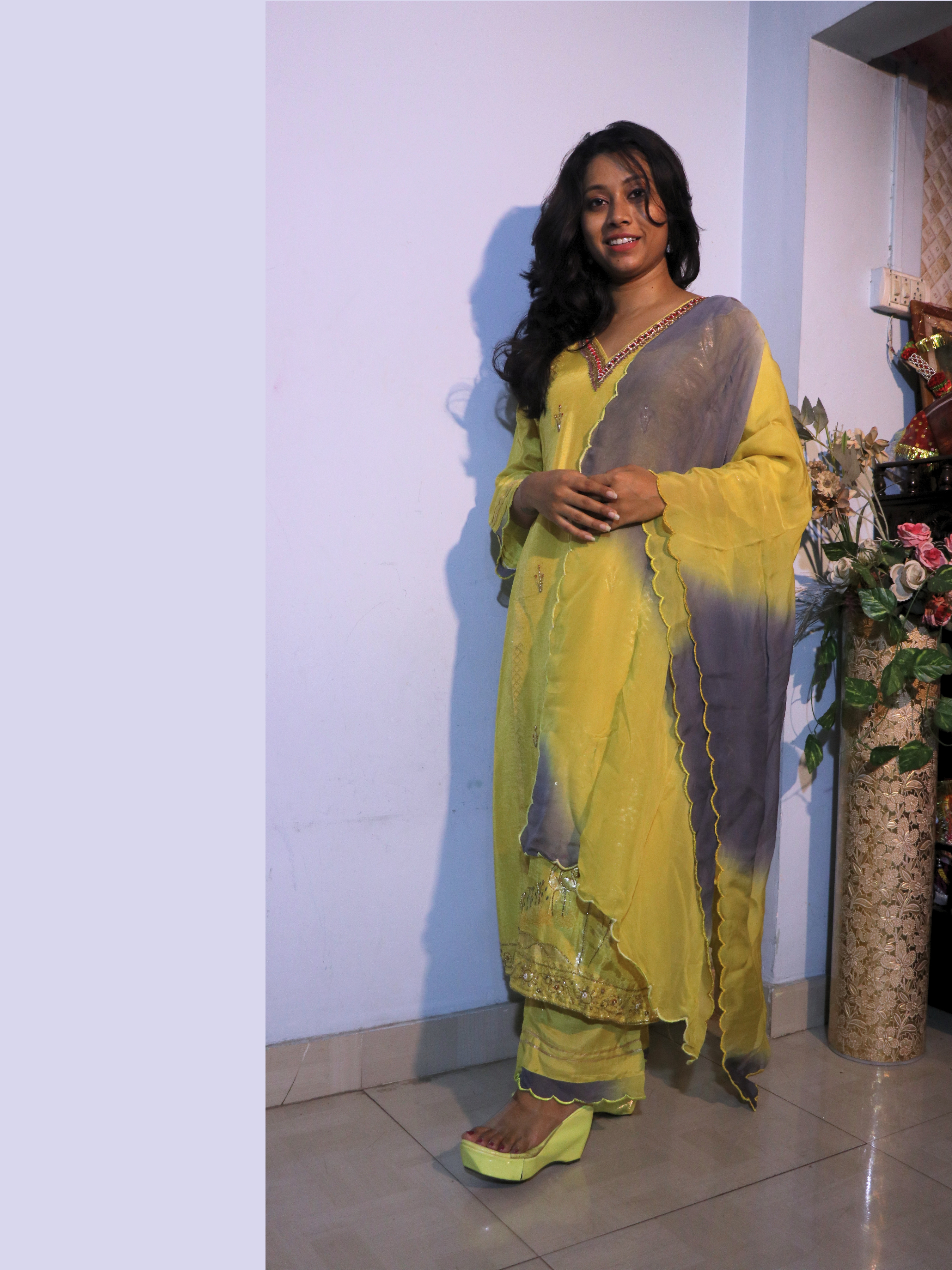 Gulnaar Suit Set view 2